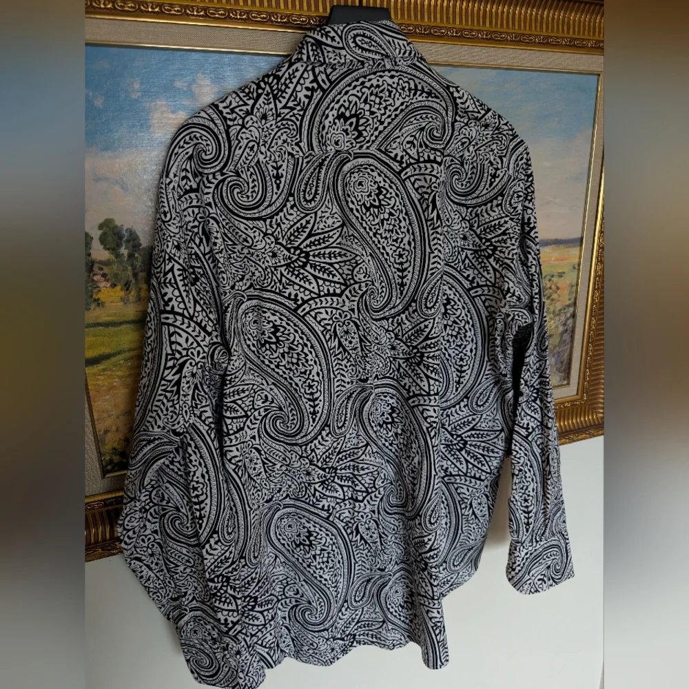 Austin Reed Black & White Paisley Shirt - Picture 3 of 6